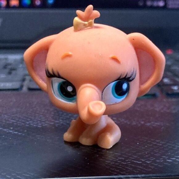 Bratz Lil Angelz Bathtime Orange Baby Elephant Bobblehead Toy Series 4 - Picture 10 of 10